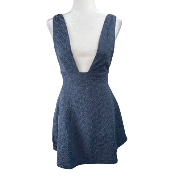 Revolve WeWoreWhat Grey Textured Knit Plunge V-Neck Sleeveless Mini Dress 6 NWT - Picture 2 of 15